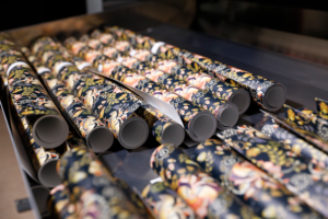 Canon präsentiert die neue UVgel-Wallpaper-Factory. Foto: Canon